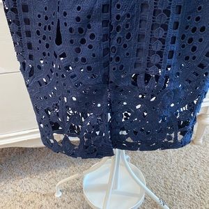 2828 Black Off-Shoulder Lace Dress